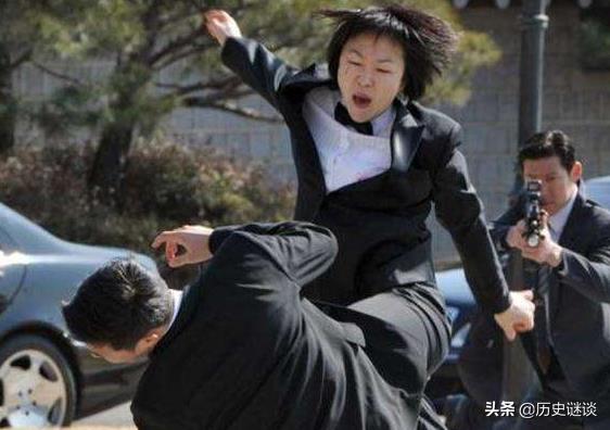 中国最惨的女保镖图片